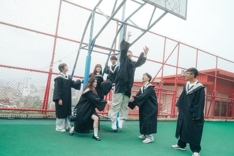 銘傳 學士服形象照
